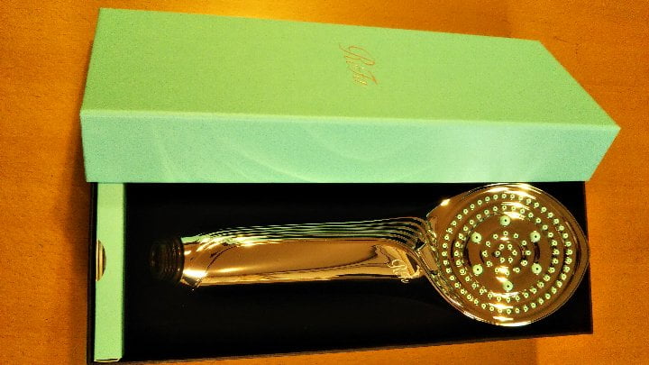 リファファインバブルSシャワーヘッドの外観